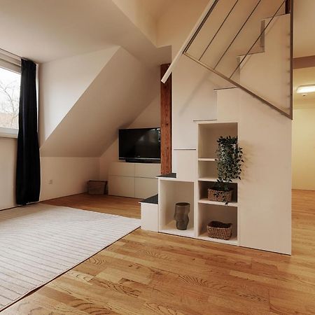 Homiestay City-Apartment, Balkon & Parkplatz Wurzburg Exterior photo
