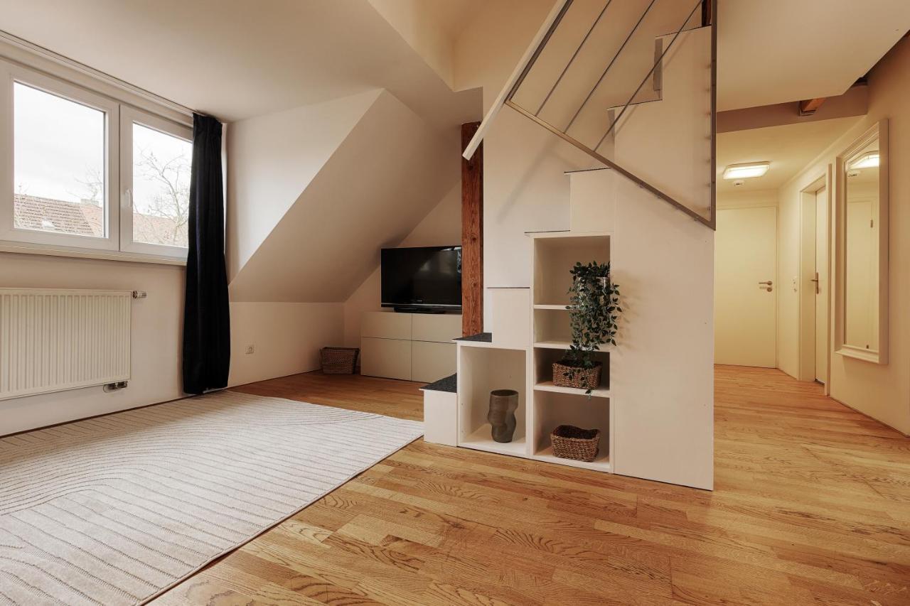 Homiestay City-Apartment, Balkon & Parkplatz Wurzburg Exterior photo
